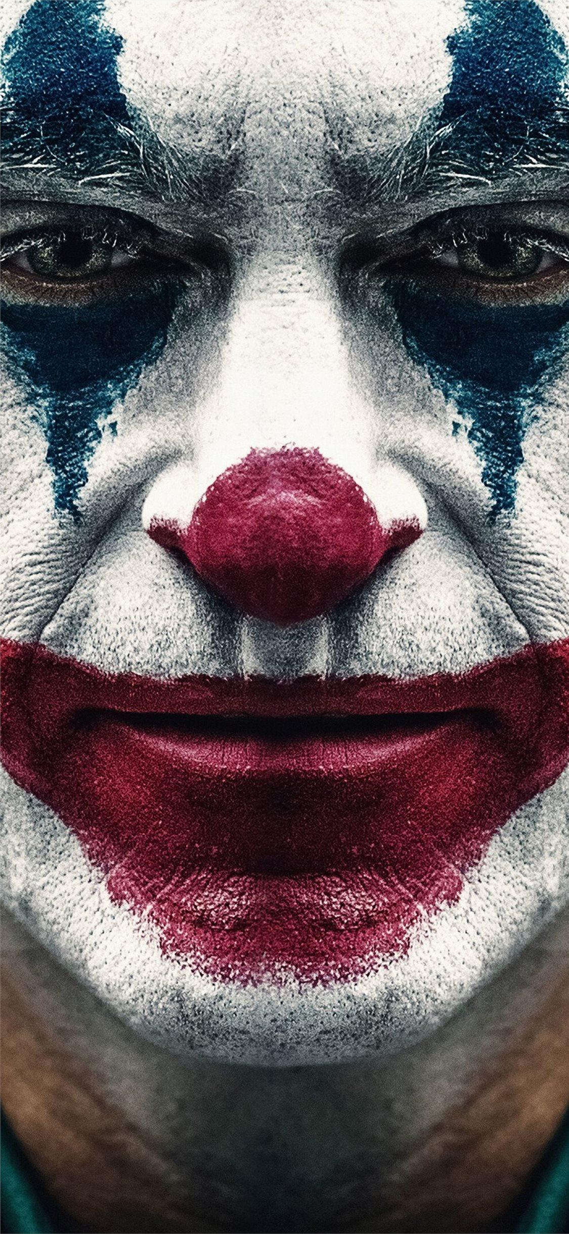 joker 2019 joaquin phoenix clown iPhone X Wallpaper Free
