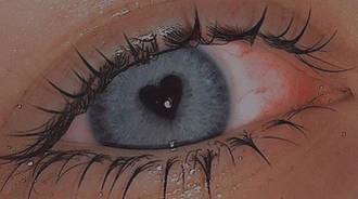 ʜᴇᴀʀᴛ ᴇʏᴇꜱ ♥