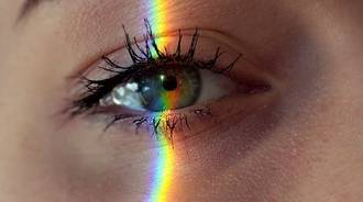 ʀᴀɪɴʙᴏᴡ ᴇʏᴇꜱ ♡