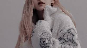 Wallpaper by . ⋅ ˚̣- : ✧ Roseanne Park ⋅ ˚̣- : ✧