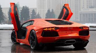 i love this orange fast car in the world