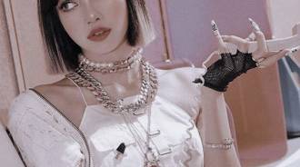Wallpaper by ~Lalisa Manoban~