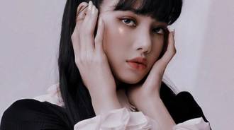 Wallpaper by ~Lalisa Manoban~