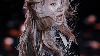 Wallpaper by . ⋅ ˚̣- : ✧ Roseanne Park ⋅ ˚̣- : ✧