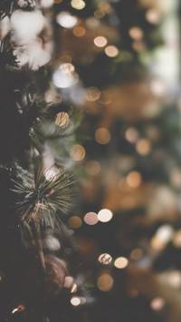 Christmas tree iPhone HD wallpaper