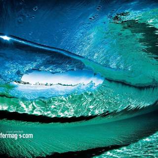 HD surfing wallpaper