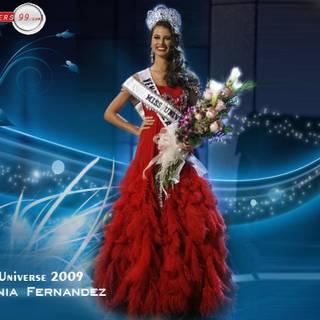 Miss Universe wallpaper