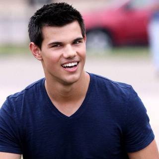 Taylor Lautner wallpaper