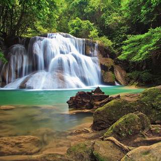 Waterfalls wallpaper
