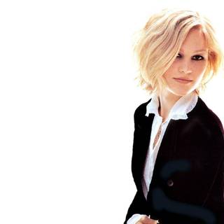 Julia stiles wallpaper