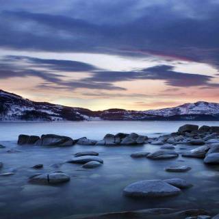 Water scenery wallpaper