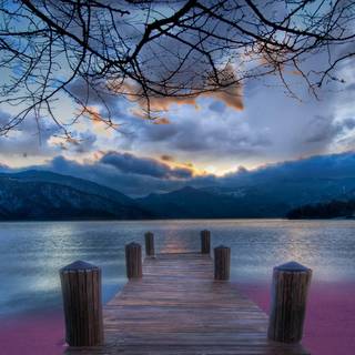 Screen saver backgrounds