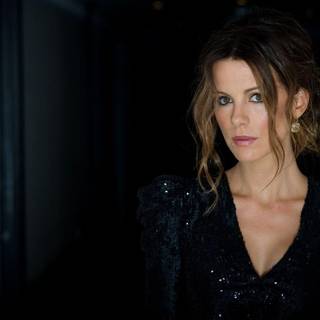 Kate Beckinsale HD wallpaper