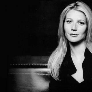Gwyneth Paltrow wallpaper