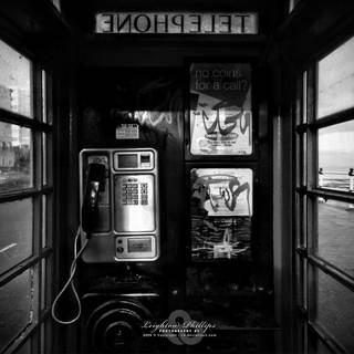 Desktop backgrounds black and white