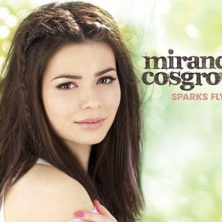 Miranda Cosgrove wallpaper