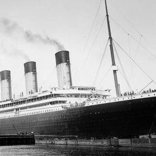 RMS Titanic wallpaper