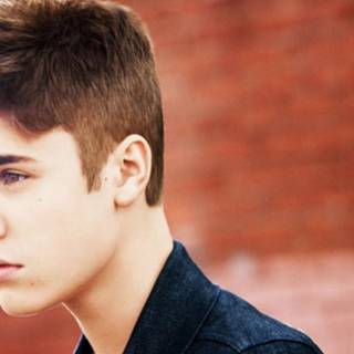 Wallpaper of justin bieber 2013