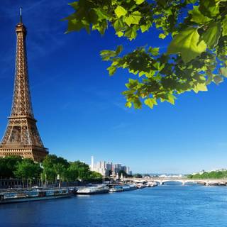 Eiffel Tower wallpaper