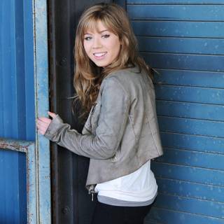 Jennette McCurdy wallpaper