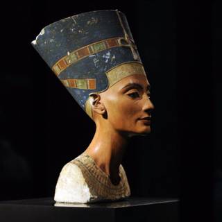 Nefertiti wallpaper