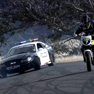 Dangerous bike stunt in 2016 HD wallpaper i