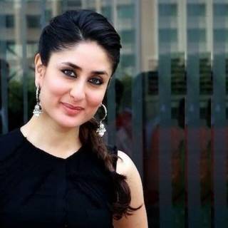 Kareena kapoor wallpaper 2017