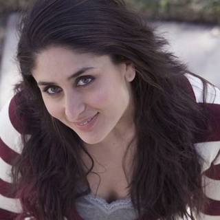 Kareena kapoor wallpaper 2017