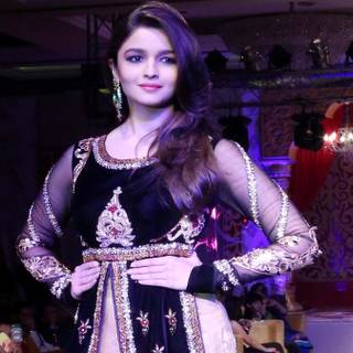 Latest wallpaper 2017 bollywood heroines