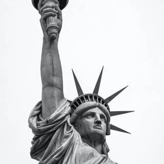 Lady Liberty wallpaper