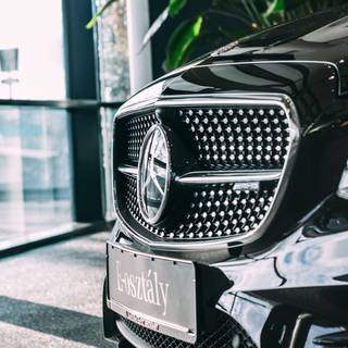 Black car 2021 wallpaper