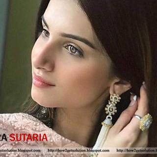 Tara Sutaria computer wallpaper