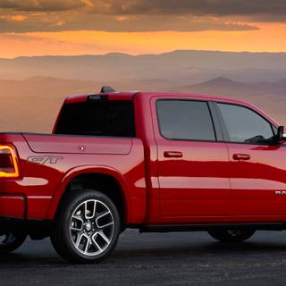 2022 Ram 1500 Limited wallpaper
