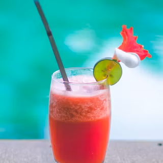 Juice glass wallpaper