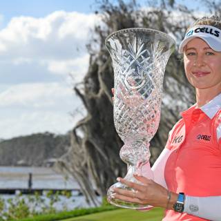 Nelly Korda wallpaper