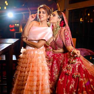 Alisha Panwar phone wallpaper