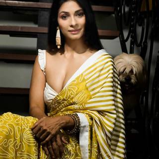 Tanisha Mukharji phone wallpaper