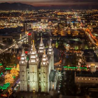 Christmas city view wallpaper