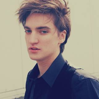 Richard Harmon wallpaper