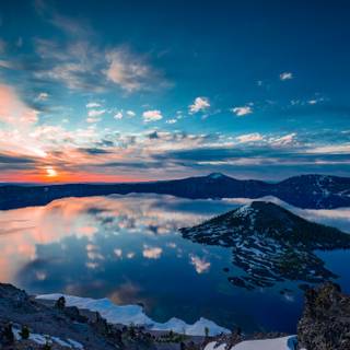 Crater Lake winter wallpaper