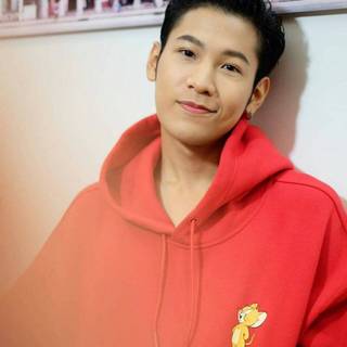 Perawat Sangpotirat wallpaper