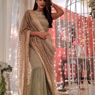 Charvi Saraf phone wallpaper