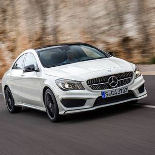 Mercedes-Benz CLA 250 wallpaper