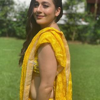 Priyal Gor phone wallpaper