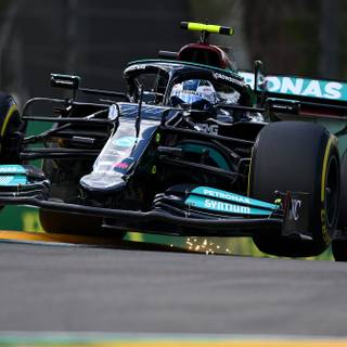 Lewis Hamilton Mercedes 2021 wallpaper