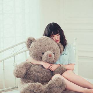 Sad teddy bear wallpaper