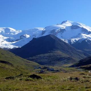 Mount Elbrus wallpaper