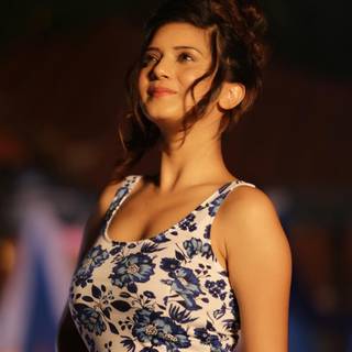 Akansha Sareen wallpaper