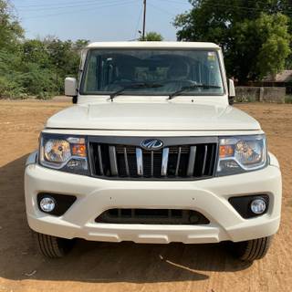 Bolero car wallpaper