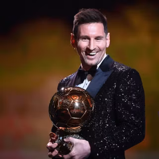 Leo Messi 2021 Ballon d'Or wallpaper